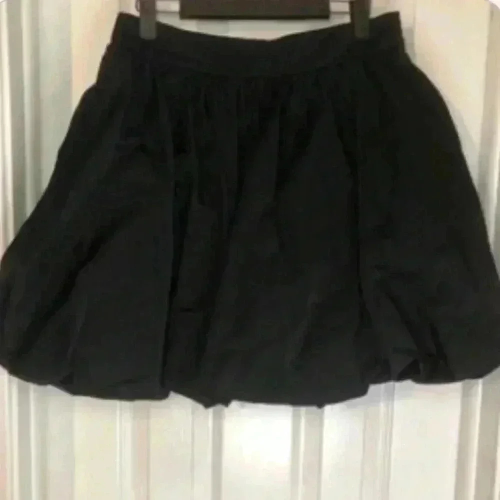 Black Pleated Taffeta Mini Bubble Skirt size 6 NWOT - Picture 4 of 14